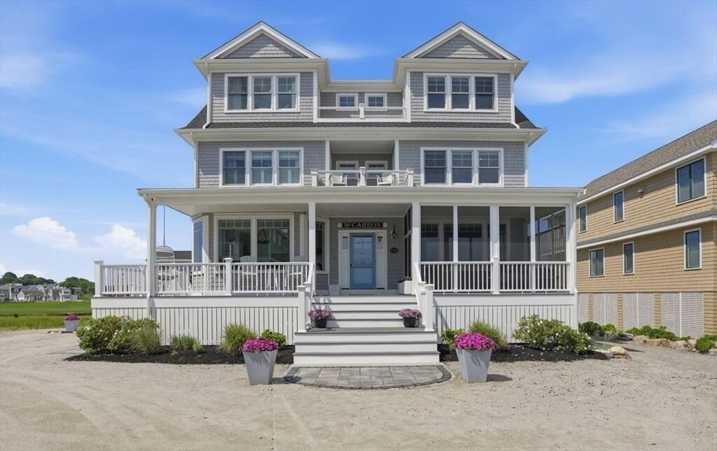 Property Photo: 135 Glades Rd MA 02066