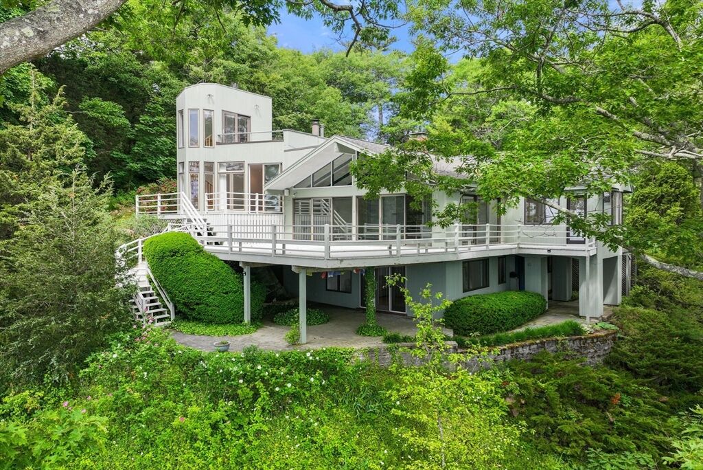Property Photo:  23 Ocean Street  MA 01944 