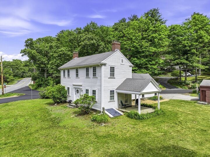 Property Photo: 236 Mendon St MA 01568