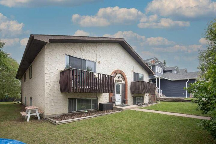 Property Photo: 4639 48 Street AB T4S 1L4