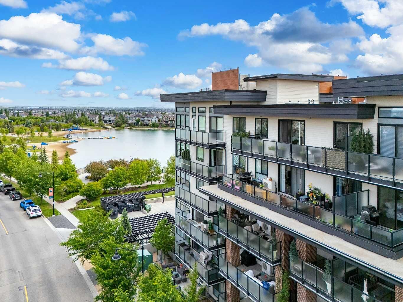 Property Photo:  2231 Mahogany Boulevard SE 603  AB T3M 2Z3 
