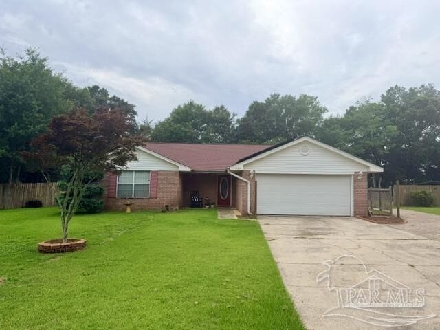 Property Photo: 5663 Culpepper Cir FL 32571