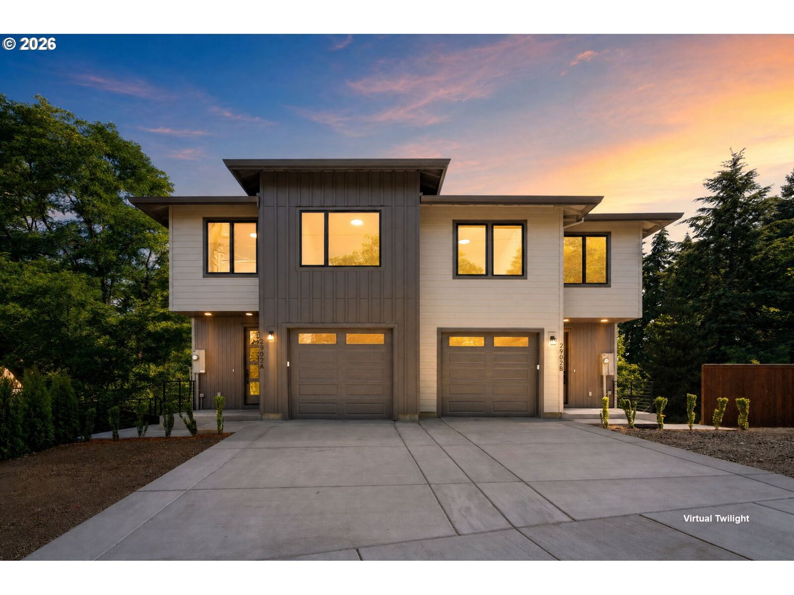 Property Photo: 2902 E McLoughlin Blvd A WA 98661