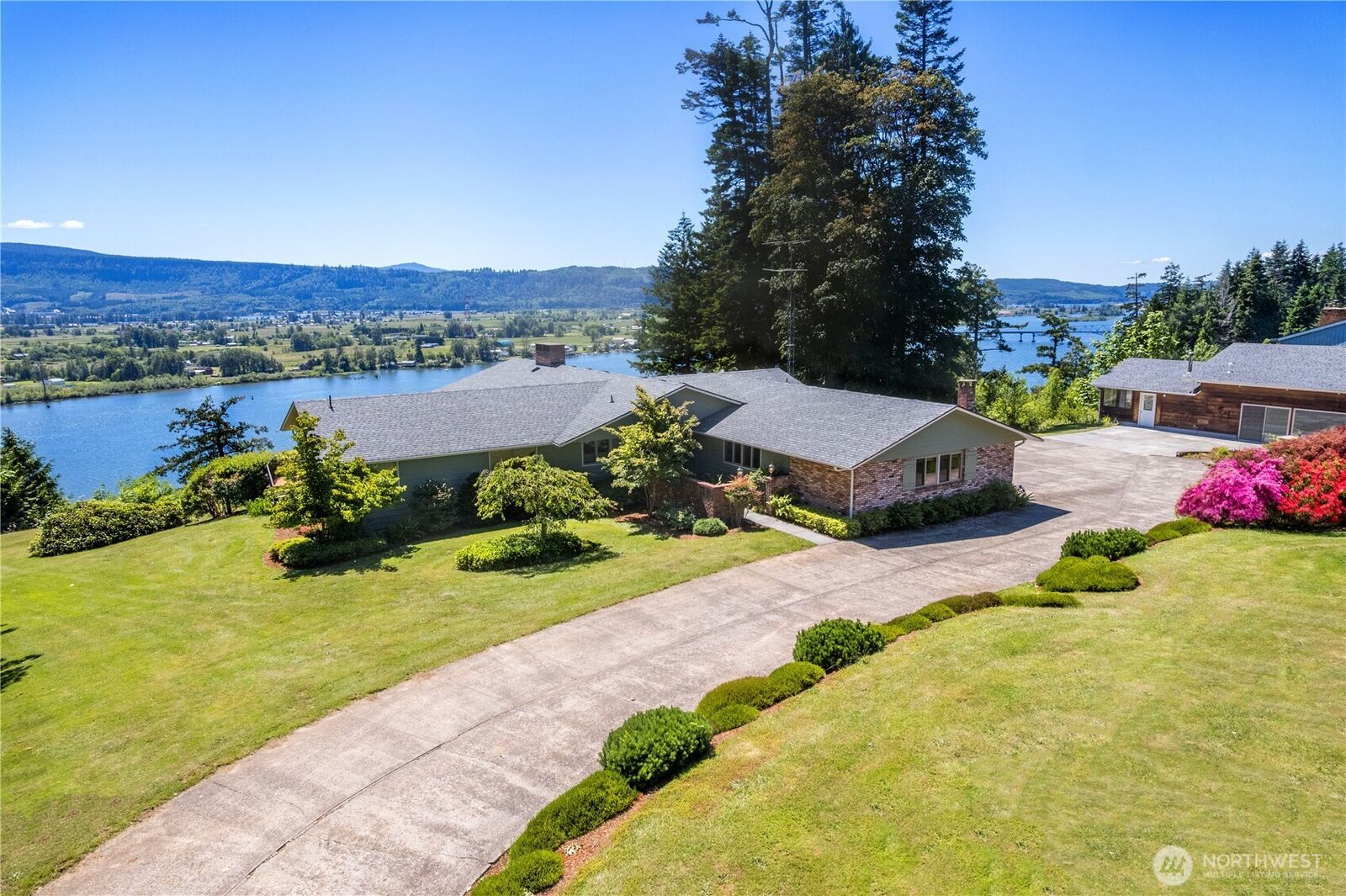 Property Photo: 18 Island View Lane WA 98612
