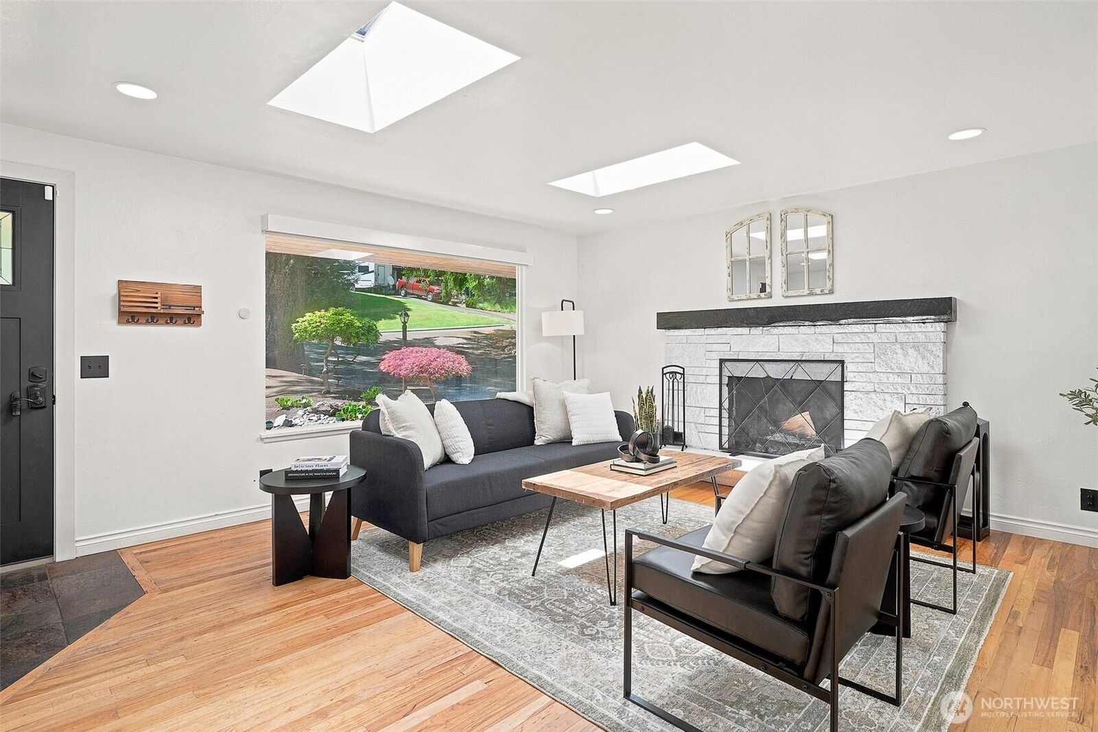 Property Photo: 20209 83rd Avenue W WA 98026