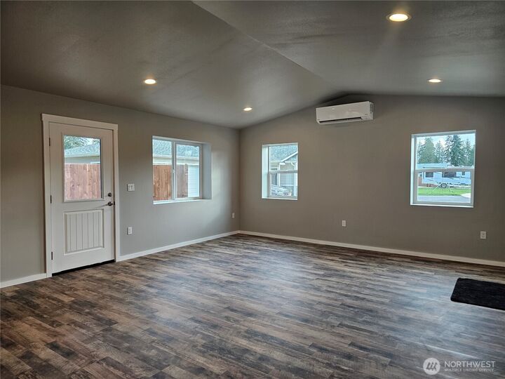 Property Photo:  17  Pebble Creek Court  WA 98541 