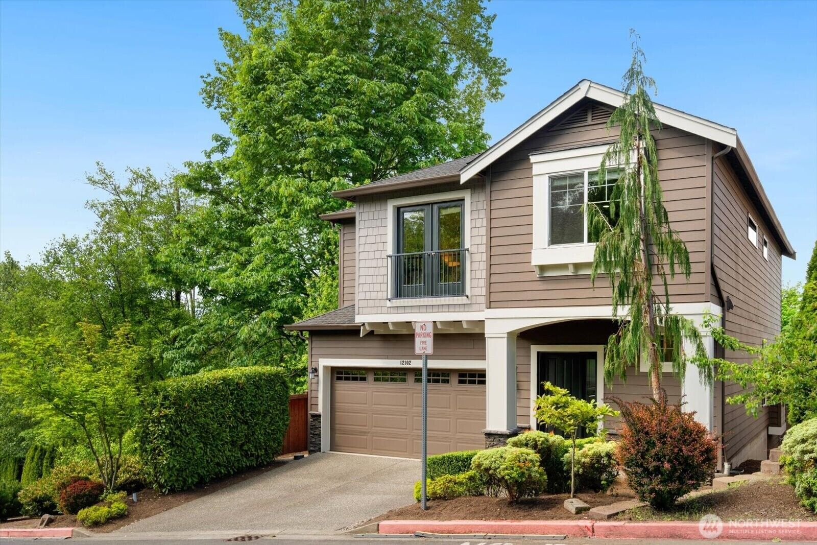 Property Photo: 12102 NE 174th Street 1 WA 98011