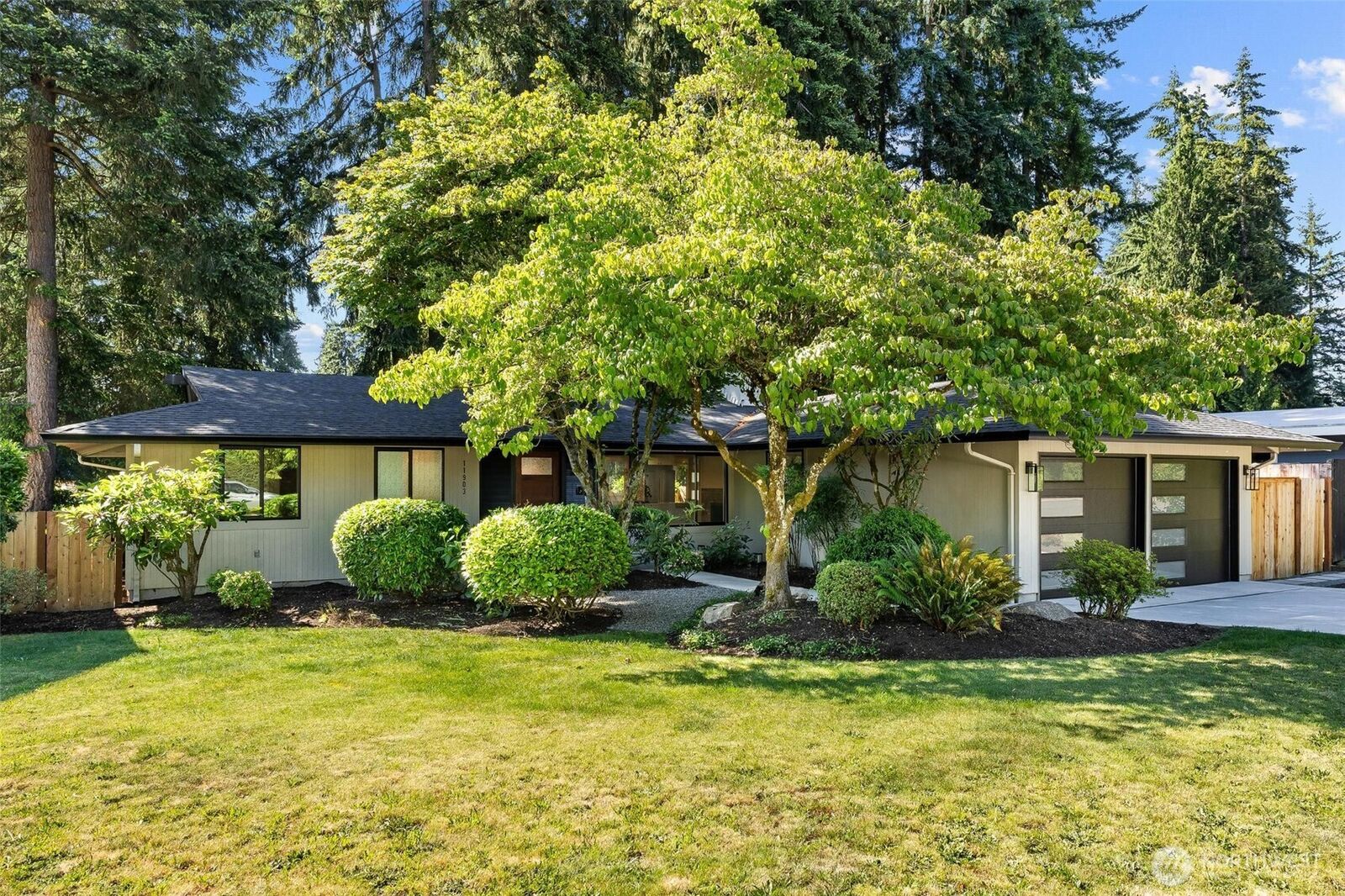 Property Photo: 11903 NE 142nd Place WA 98034