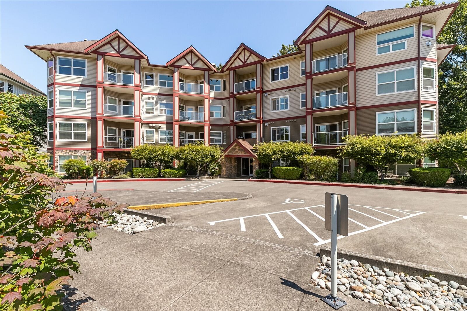 Property Photo:  255 W Bakerview Road 401  WA 98226 