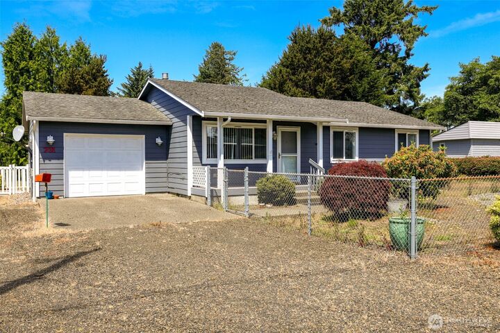 Property Photo: 731 S Broadway Street WA 98595