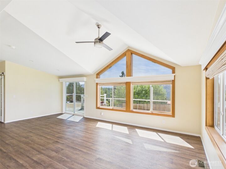 Property Photo: 220 Center Road WA 99166