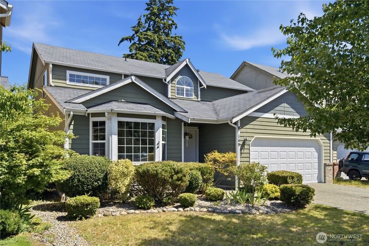 Property Photo:  149  177th Street E  WA 98387 