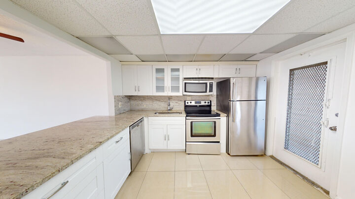 Property Photo: 3080 N Course Drive 604 FL 33069