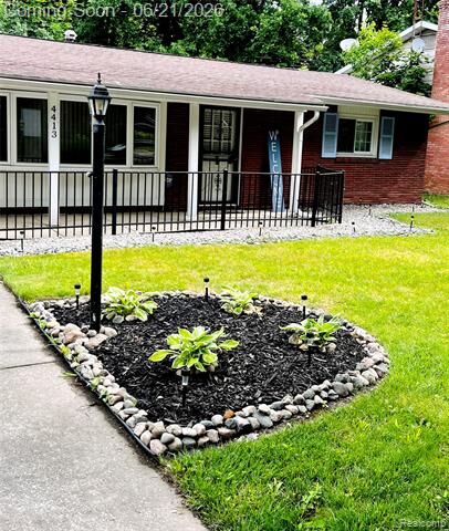 Property Photo:  4413 Greenbrook Lane  MI 48507 