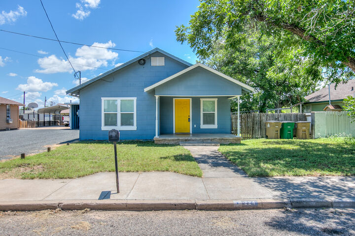 Property Photo:  224 N Browning Street  TX 76903 