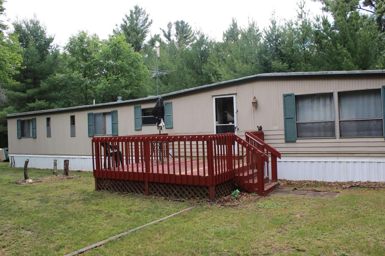 Property Photo:  931 E Trout Valley Road  WI 53934 