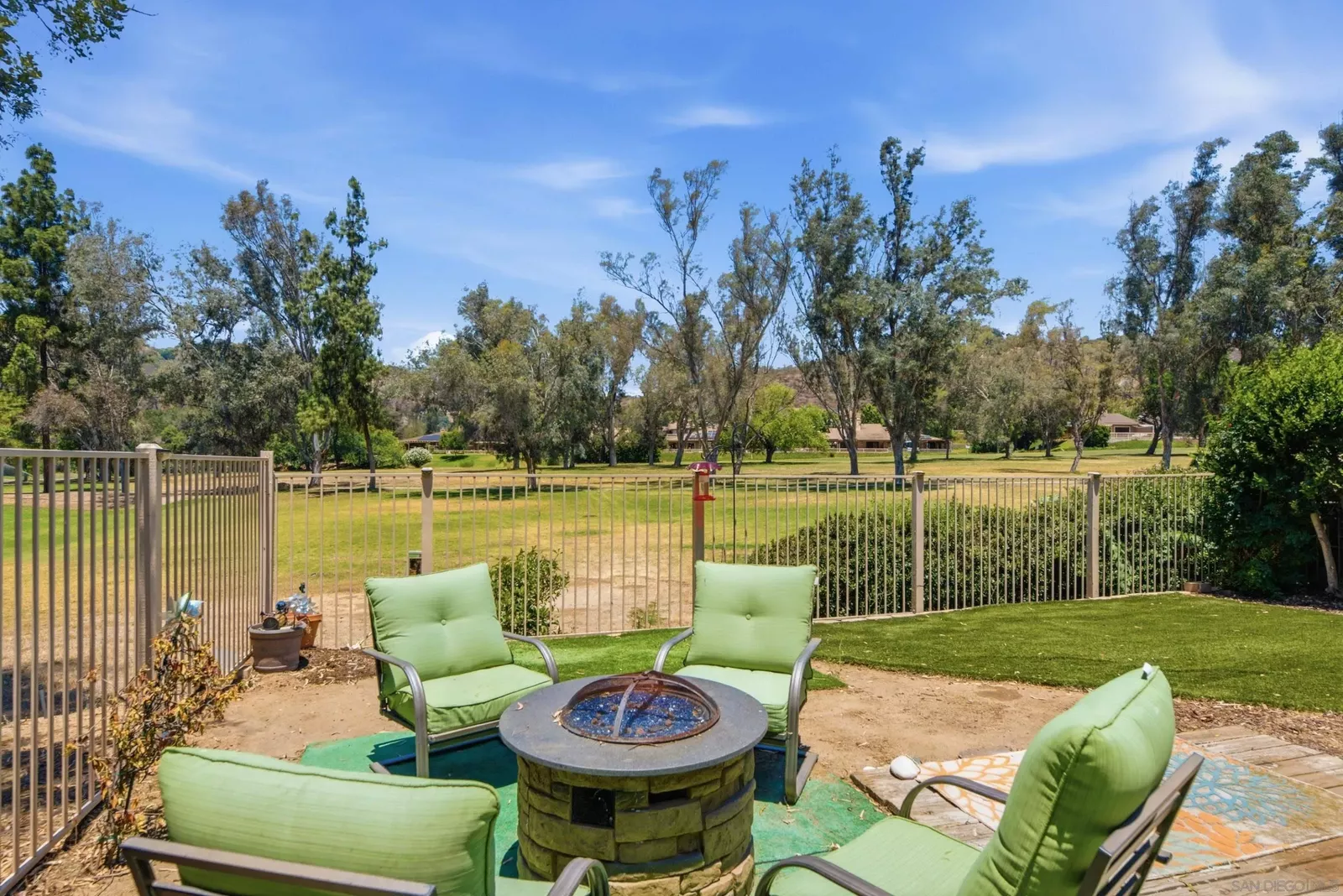 Property Photo: 29402 Circle R Greens Dr CA 92026