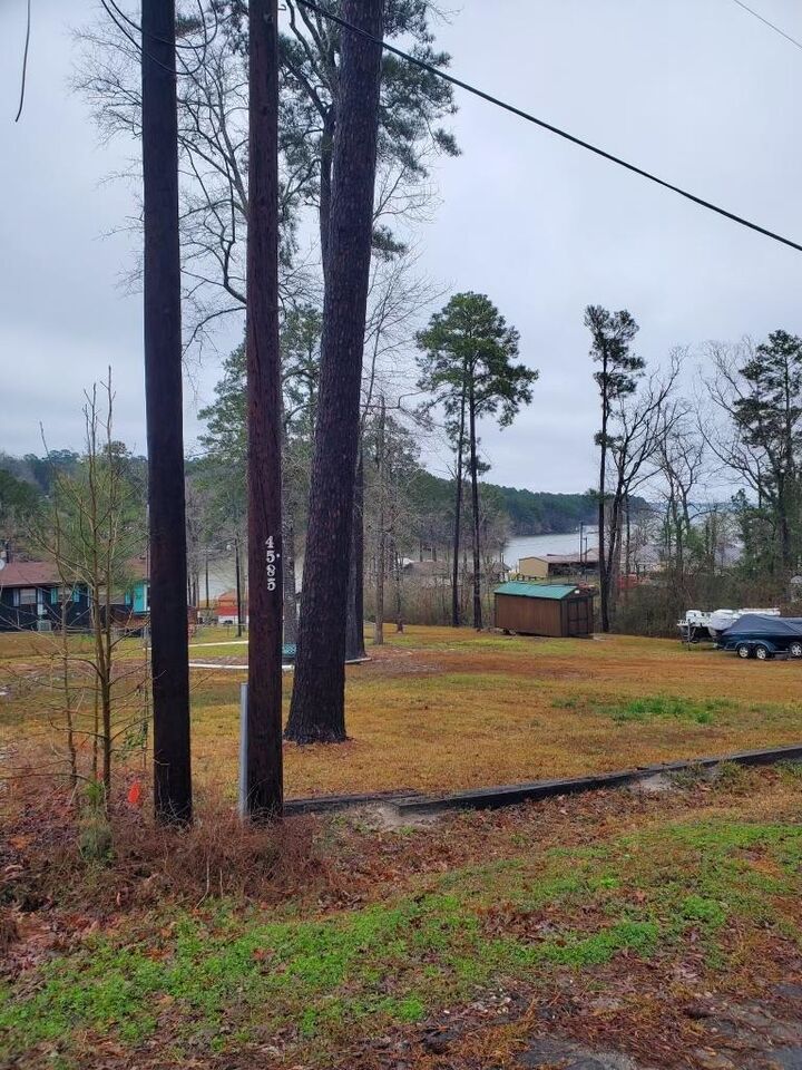 Property Photo: 234 Hillcrest Dr TX 75948