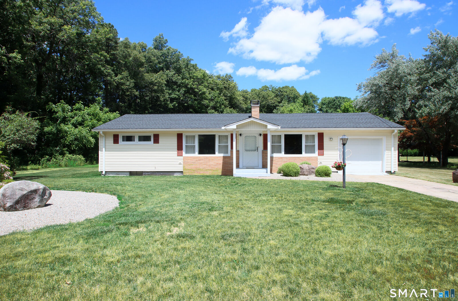 Property Photo:  32 Quarry Road  CT 06035 