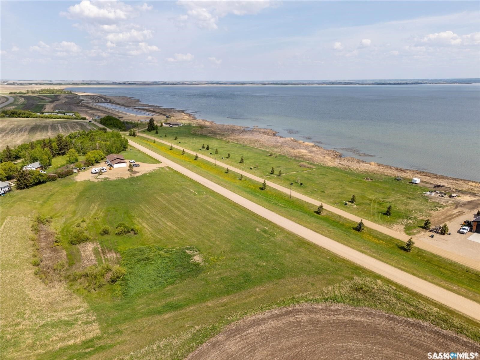 Property Photo: 780 Lakeshore Drive SK S0M 1X0