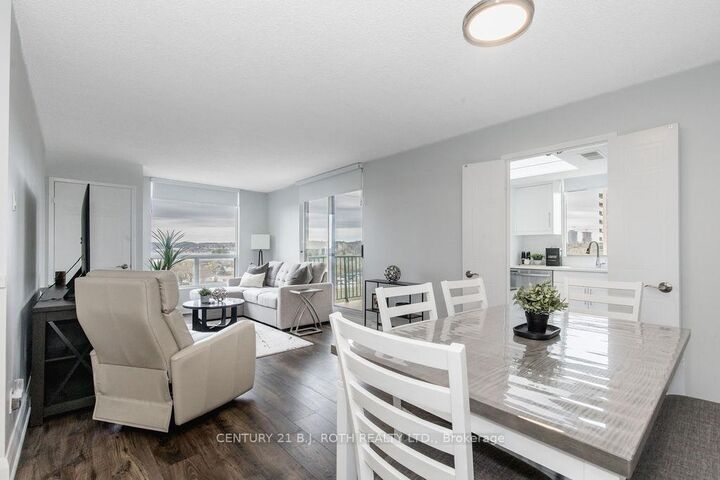 Property Photo:  75 Ellen Street 1104  ON L4N 7R6 