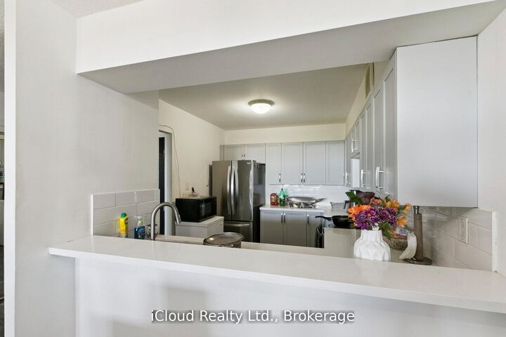 Property Photo: 238 Albion Road 1108 ON M9W 6A7