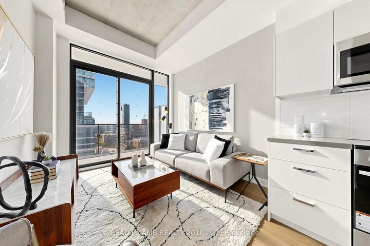 Property Photo: 284 King Street E 1602 ON M5A 1K4