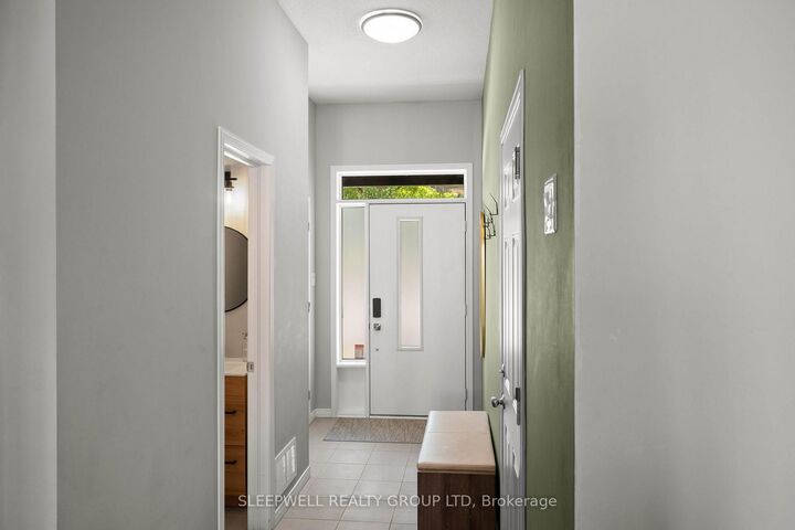 Property Photo: 147 Westphalian Avenue ON K2V 0A3