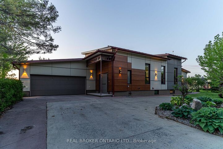 5879 Leitrim Road — photo 1
