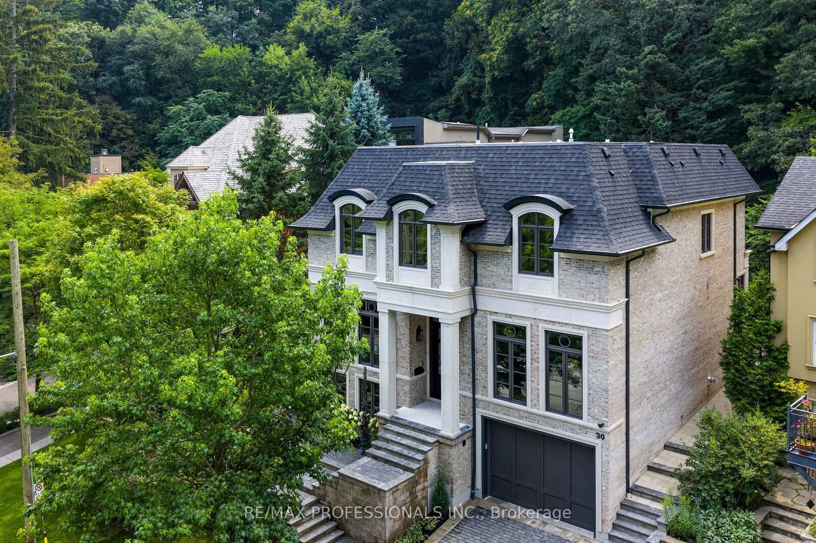 Property Photo:  30 Dacre Crescent  ON M6S 2W1 