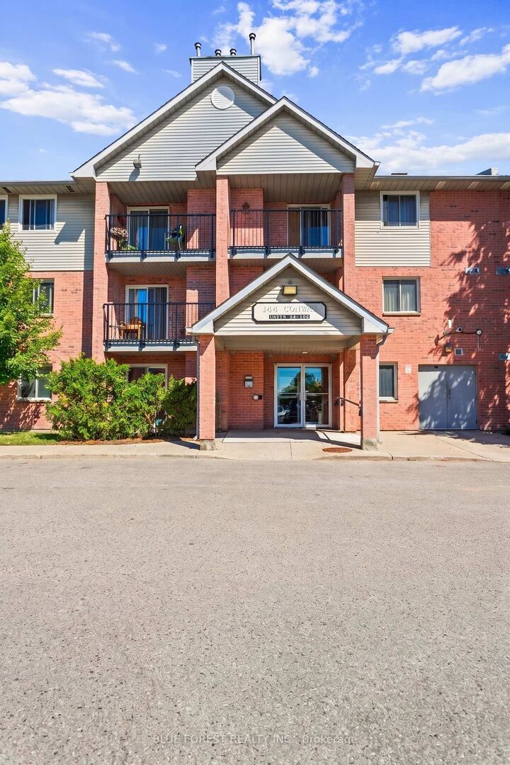 Property Photo: 144 Conway Drive 55 ON N6E 3N3