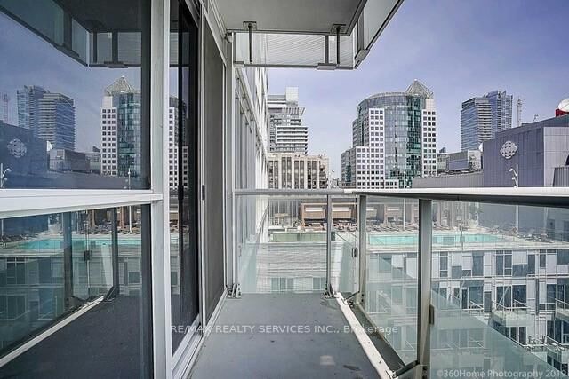 300 Front Street W 1608 — photo 1