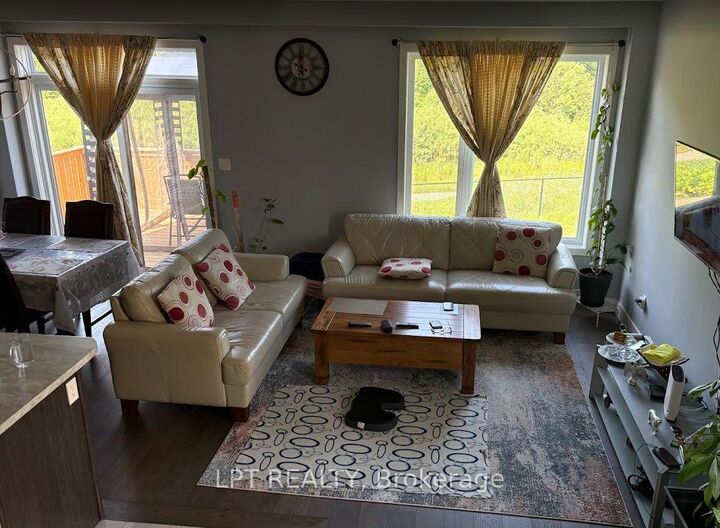 Property Photo: 760 Chelton Road ON N6M 0A1