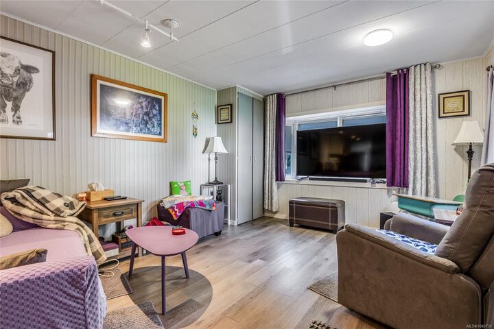 Property Photo:  1160 Shellbourne Blvd #55  BC V9W 5G5 