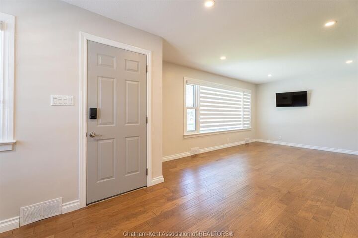 Property Photo: 15 O'Brien Drive ON N7M 2E5