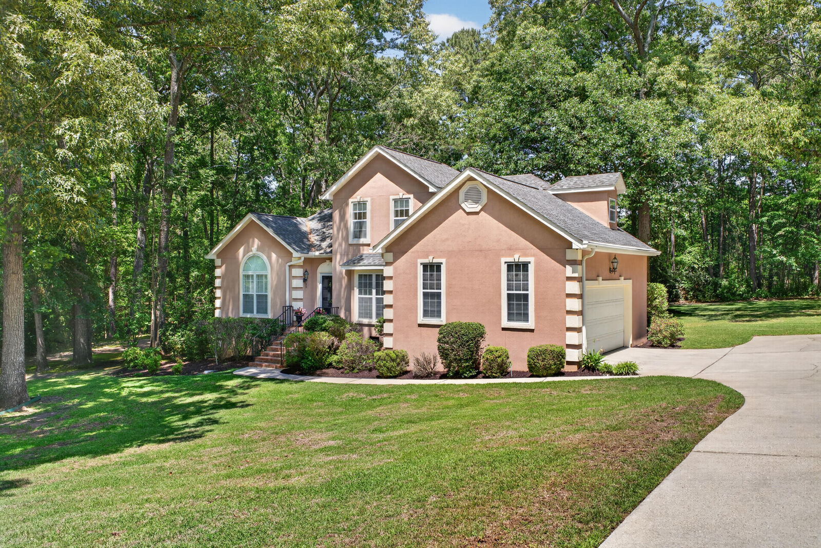 Property Photo: 10 Hardwood Court SC 29803