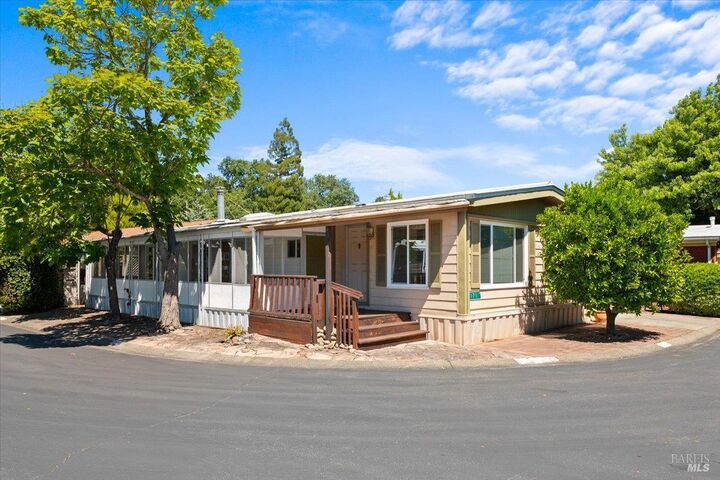 Property Photo:  2412 Foothill Blvd Boulevard 171  CA 94515 