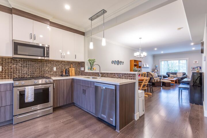 Property Photo: 19097 64 Avenue 60 BC V3S 6X5