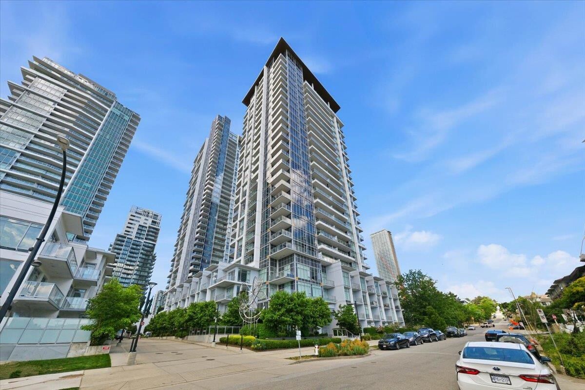 Property Photo: 2351 Beta Avenue 602 BC V5C 0M2