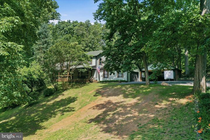 Property Photo: 137 Old Forest Circle VA 22602
