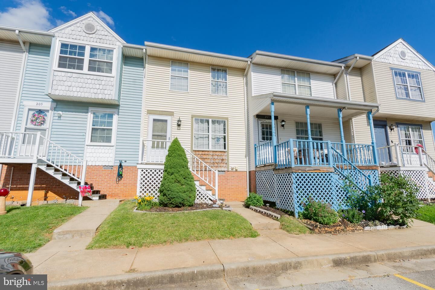 Property Photo: 207 Willow Brook Drive WV 25414