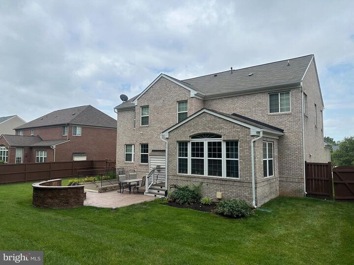 Property Photo:  8057 Tysons Oaks Court  VA 20155 