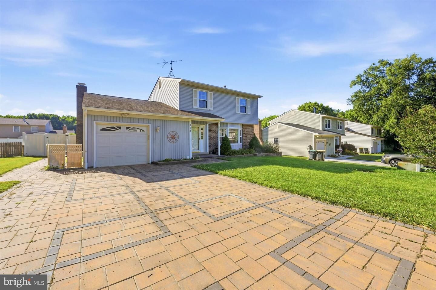 Property Photo: 105 Cheyenne Court DE 19702