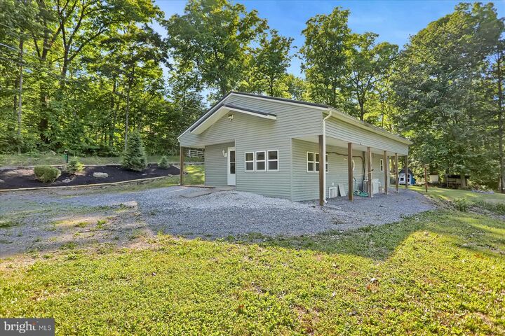 Property Photo:  817 Trails End Rd  PA 17845 