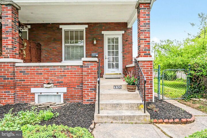 Property Photo: 435 N Second Street PA 17043