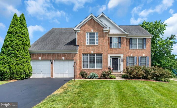 Property Photo: 43553 Dempsey Lane VA 20152
