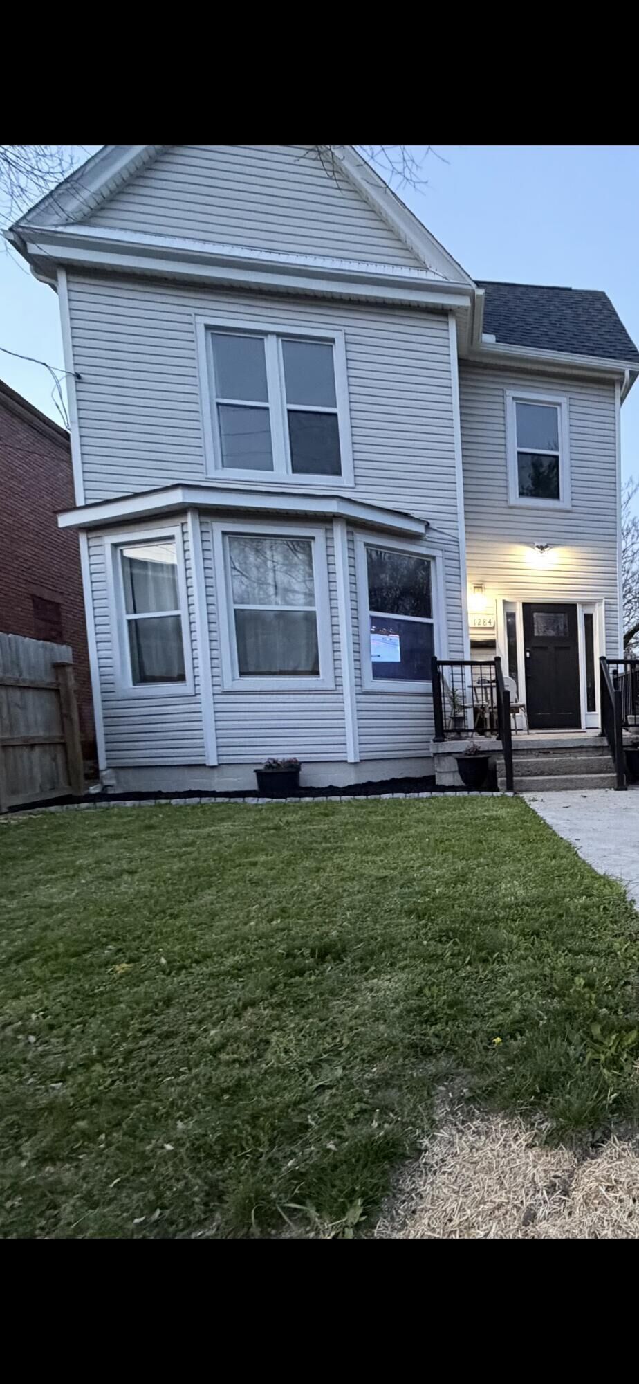 Property Photo:  1284 E Mound Street  OH 43205 
