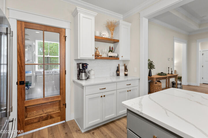 Property Photo: 214 White Oaks Boulevard FL 32409