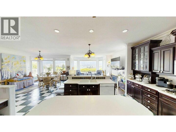 Property Photo: 317 Hyslop Drive BC V2A 8Z9