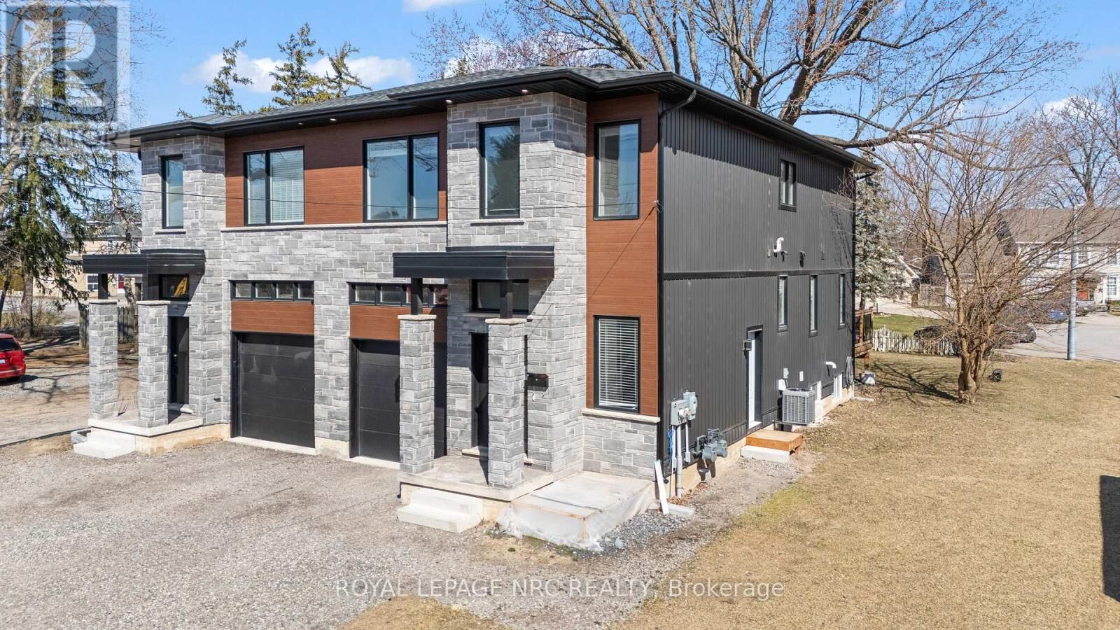 Property Photo:  668 Quaker Road Upper  ON L3C 3H2 